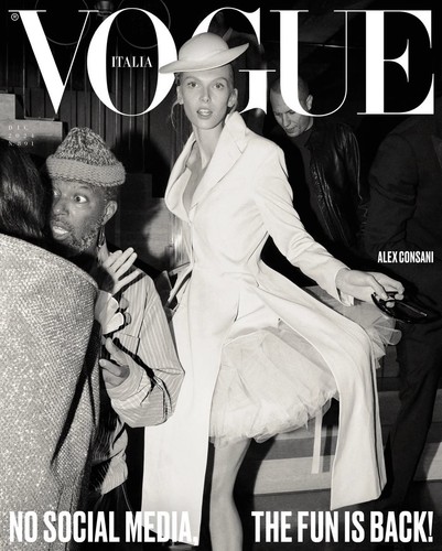 Vogue magazine italia - magazine,