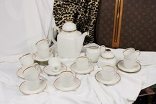 Servizio da tè in porcellana