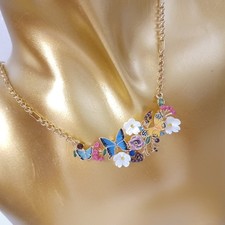 Bill SKINNER-Collier avec des