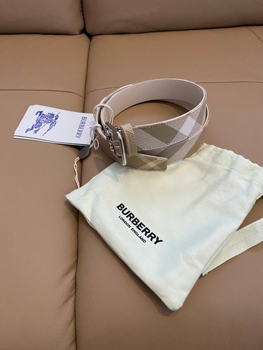 Cintura burberry nuova - burberry,