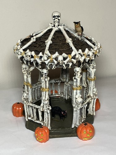 Lemax spooky town - spooky,