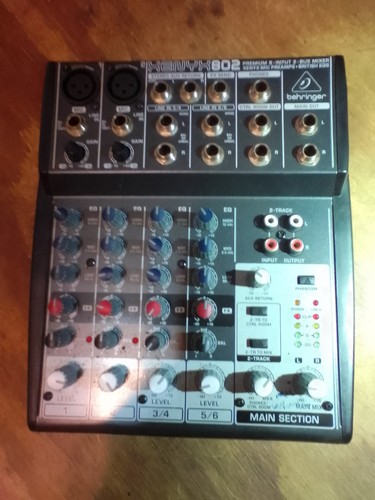 Behringer xenyx 802 console - behringer,