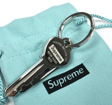 Portachiavi Supreme Tiffany & Co. con logo scatola argento nuovo con etichetta