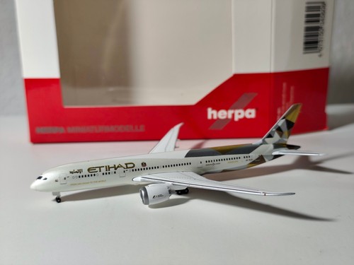 Herpa wings etihad - wings,