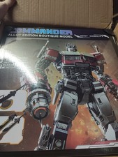 Transformers Commander/Optimus