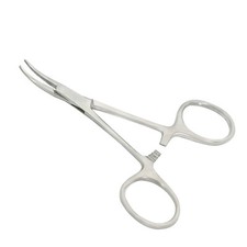 Pinza emostatica per zanzare