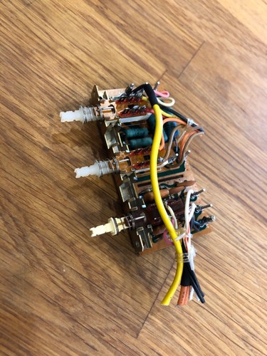 Parting out marantz 1070 - out,