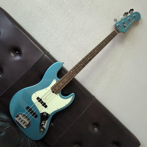Lakland shoreline series - lakland,