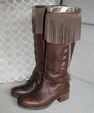 Stivali in pelle 600 € n. 38