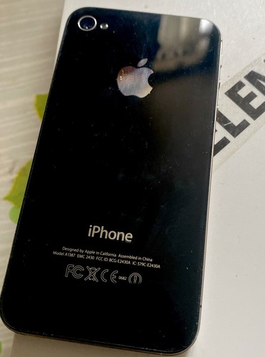 Iphone 16gb black - ,