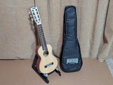 Ukulele per chitarra Mahalo