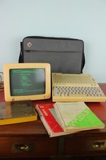 APPLE IIC COMPUTER 1984 STEVE JOBS  C + MONITOR FLOPPY MANUALE BORSA WORKING