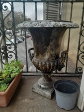 Coppia Antichi Vasi Ghisa