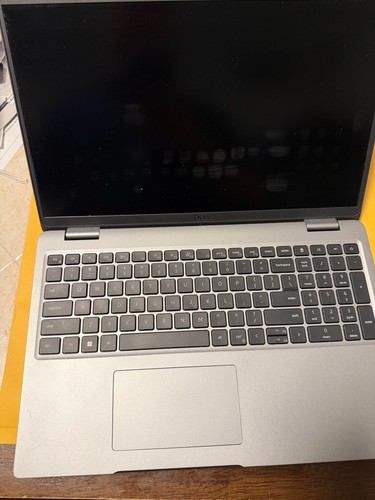 Dell precision 3581 13700h - dell, i7-13700h