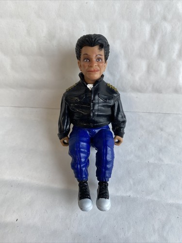 Wwe rocco puppet mattel elite - rocco,