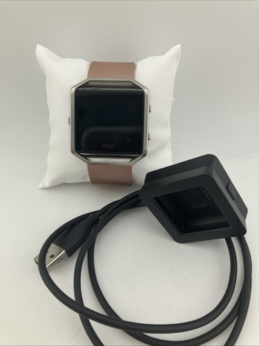 Smart watch fitbit - smart, fb502