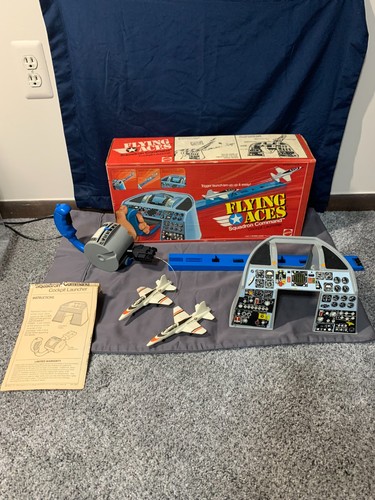 Vintage mattel flying - mattel, aces