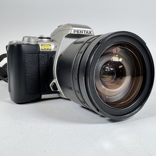Pentax slr con obiettivo - slr,