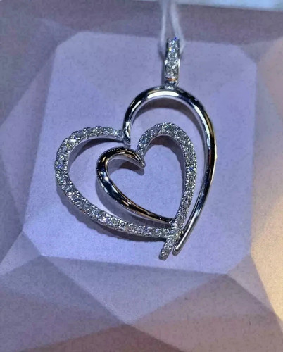 Ciondolo doppio cuore diamante