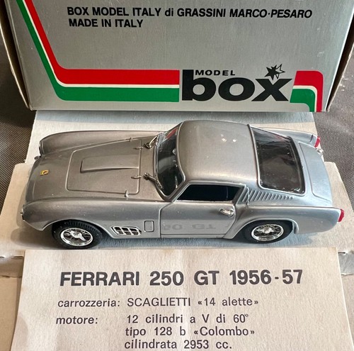 Model box 8406 ferrari - box,