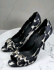 Gucci Satin Peep Toe Heels