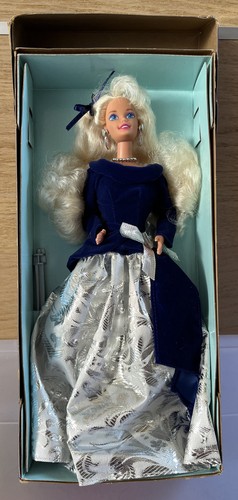 Barbie velluto invernale avon - barbie,