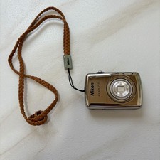 Nikon Coolpix S01 argento