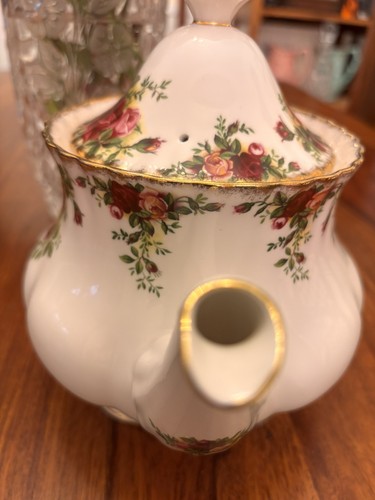 Royal albert old country - country, roses