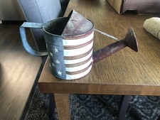 Tole Ware, irrigatore