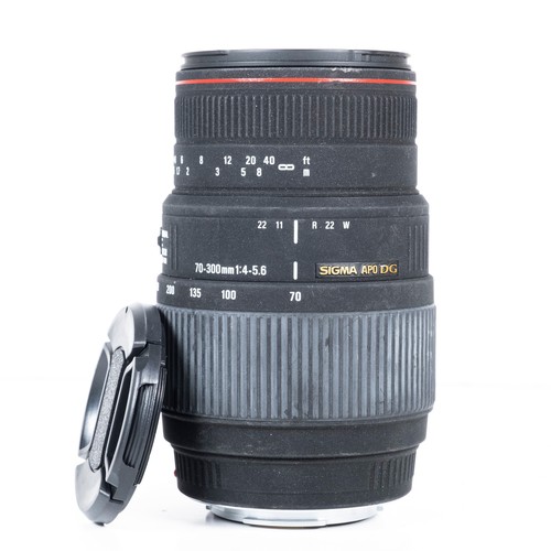 Sigma 300 4 5 6 - mm, f/4-5.6