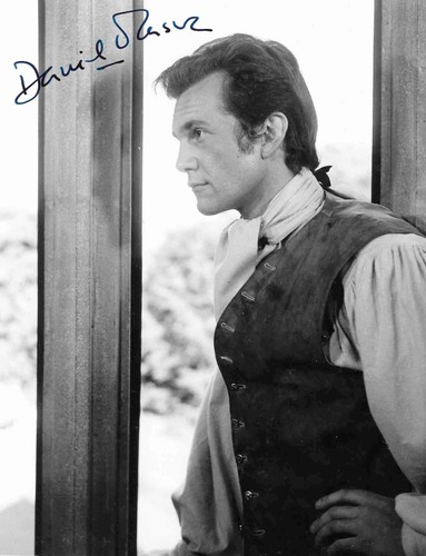 Daniel massey moll flanders - massey, in