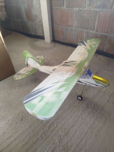 Aereo modello elettrico in - aereo,