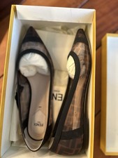 Ballerina logo Fendi con