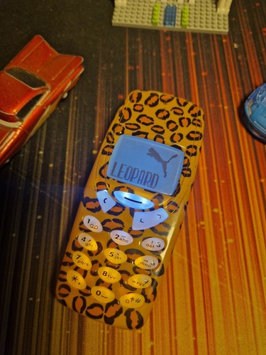 Nokia 3310 - 🟡🐆,