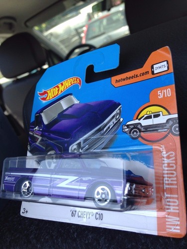 Mattel hot wheels - hot,