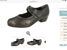 Scarpe larghe da donna nere in