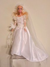Barbie in 1987 Abito sposa