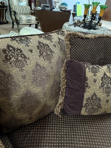 Brown natuzzi couch - brown,