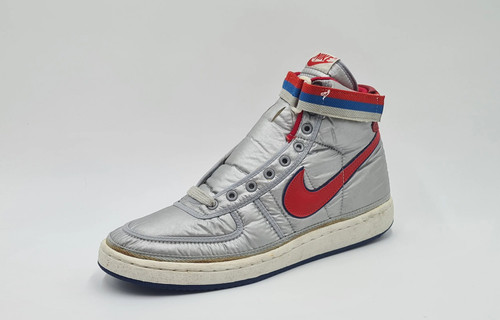 Nuovo vintage 1985 - *nuovo*, nike