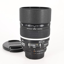 Nikon Nikkor AF 105 mm f2 D DC