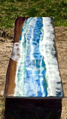 Tavolo epossidico blu