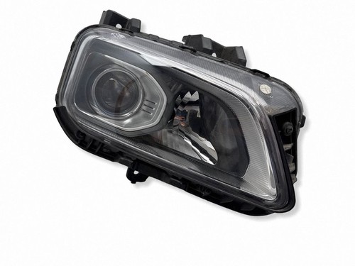 Faro proiettore anteriore
