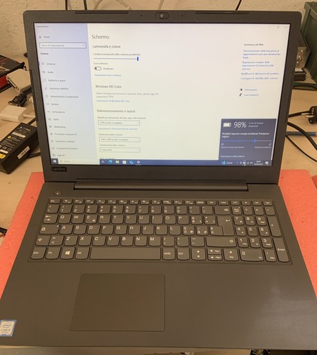 Lenovo v130 i3 7020u - v130, 15,6”