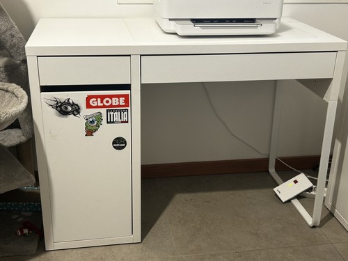 Scrivania ikea nuova - ikea,