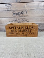 Vecchia cassa da mercato