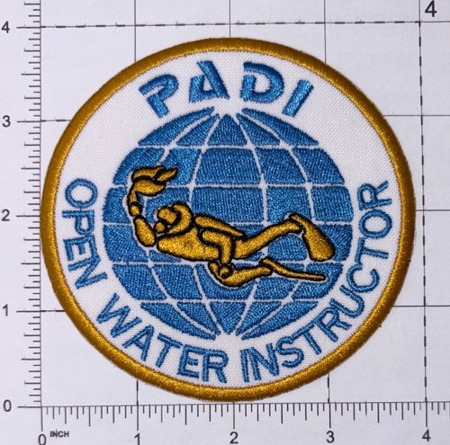 Padi open water - open, istruttore