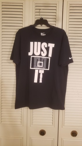 The nike tee black - the,