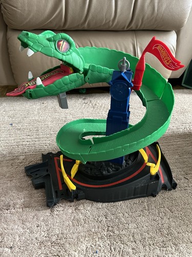 Hot wheels pista dei serpenti - dei,