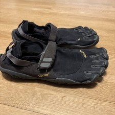 VIBRAM FIVE FINGER M4485 TREK