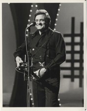 Johnny Cash The Man in Black First 25 years 1980 Original CBS 7x9 Photo w snipe